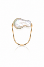 Load image into Gallery viewer, Paula Pearl Ring
