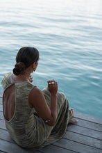 Load image into Gallery viewer, Dew Drop Lariat