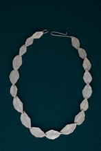 Load image into Gallery viewer, Ghost leaf collar