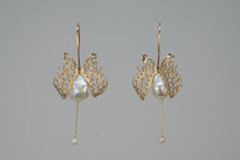 Load image into Gallery viewer, Baroque Butterfly Drops