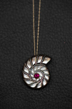 Load image into Gallery viewer, Rybina Nautilus Necklace
