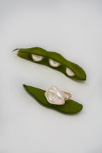 Load image into Gallery viewer, Baroque Pearl Ring