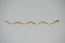 Load image into Gallery viewer, Vakra Infinity Bracelet