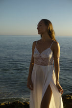 Load image into Gallery viewer, Pearl Collage Lariat
