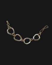 Load image into Gallery viewer, Pincta bracelet
