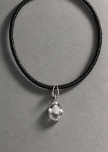 Load image into Gallery viewer, Genevieve Necklace
