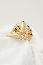 Load image into Gallery viewer, Rayshell ring
