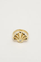 Load image into Gallery viewer, Rayshell ring
