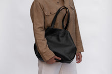 Load image into Gallery viewer, Black Leather Tote
