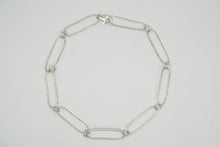 Load image into Gallery viewer, Oblong Clip Necklace
