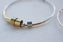 Load image into Gallery viewer, Brass mélange hoops
