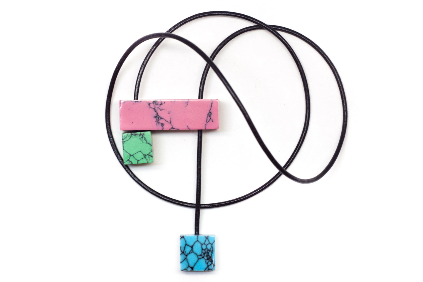 Kinetic Cubes and Cord