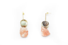 Load image into Gallery viewer, Jasper, brass, himalayan salt rock
